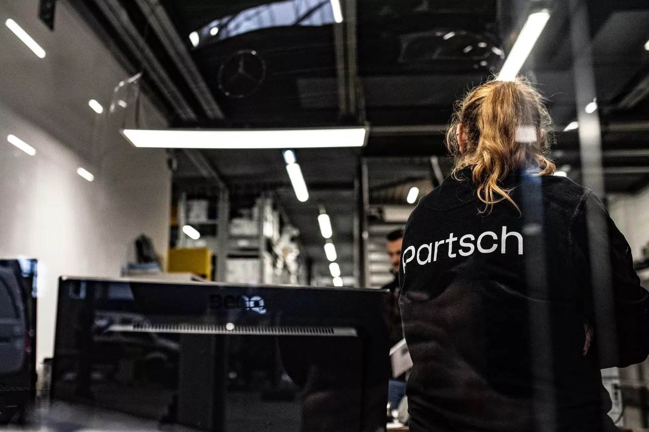 

<!-- THEME DEBUG -->
<!-- THEME HOOK: 'field' -->
<!-- FILE NAME SUGGESTIONS:
   ▪️ field--node--title--projekt.html.twig
   ✅ field--node--title.html.twig
   ▪️ field--node--projekt.html.twig
   ▪️ field--title.html.twig
   ▪️ field--string.html.twig
   ▪️ field.html.twig
-->
<!-- 💡 BEGIN CUSTOM TEMPLATE OUTPUT from 'themes/custom/oya/templates/field--node--title.html.twig' -->
Partsch
<!-- END CUSTOM TEMPLATE OUTPUT from 'themes/custom/oya/templates/field--node--title.html.twig' -->

