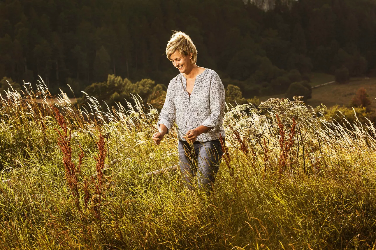 

<!-- THEME DEBUG -->
<!-- THEME HOOK: 'field' -->
<!-- FILE NAME SUGGESTIONS:
   ▪️ field--node--title--projekt.html.twig
   ✅ field--node--title.html.twig
   ▪️ field--node--projekt.html.twig
   ▪️ field--title.html.twig
   ▪️ field--string.html.twig
   ▪️ field.html.twig
-->
<!-- 💡 BEGIN CUSTOM TEMPLATE OUTPUT from 'themes/custom/oya/templates/field--node--title.html.twig' -->
Solid
<!-- END CUSTOM TEMPLATE OUTPUT from 'themes/custom/oya/templates/field--node--title.html.twig' -->

