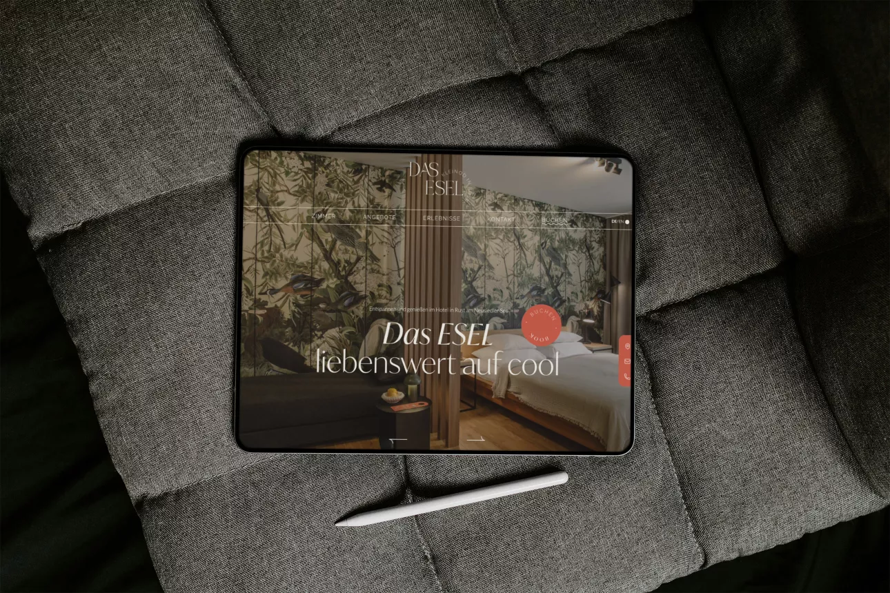 

<!-- THEME DEBUG -->
<!-- THEME HOOK: 'field' -->
<!-- FILE NAME SUGGESTIONS:
   ▪️ field--node--title--projekt.html.twig
   ✅ field--node--title.html.twig
   ▪️ field--node--projekt.html.twig
   ▪️ field--title.html.twig
   ▪️ field--string.html.twig
   ▪️ field.html.twig
-->
<!-- 💡 BEGIN CUSTOM TEMPLATE OUTPUT from 'themes/custom/oya/templates/field--node--title.html.twig' -->
Das Esel
<!-- END CUSTOM TEMPLATE OUTPUT from 'themes/custom/oya/templates/field--node--title.html.twig' -->

